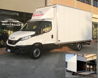 Noleggio Iveco Daily con sponda idraulica per essere autonomi nel carico e scarico 