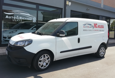 Noleggio Fiat Doblò passo lungo, lunghezza vano di carico 1900 mm